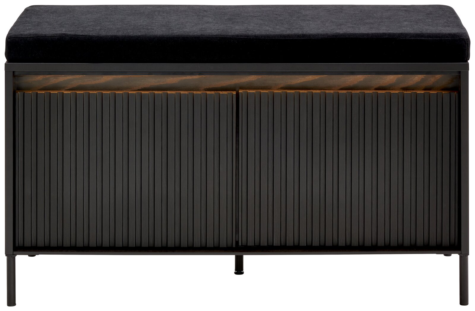 Frontale Ansicht einer modernen Garderobenbank mit schwarzem Polster und gerillter Front.