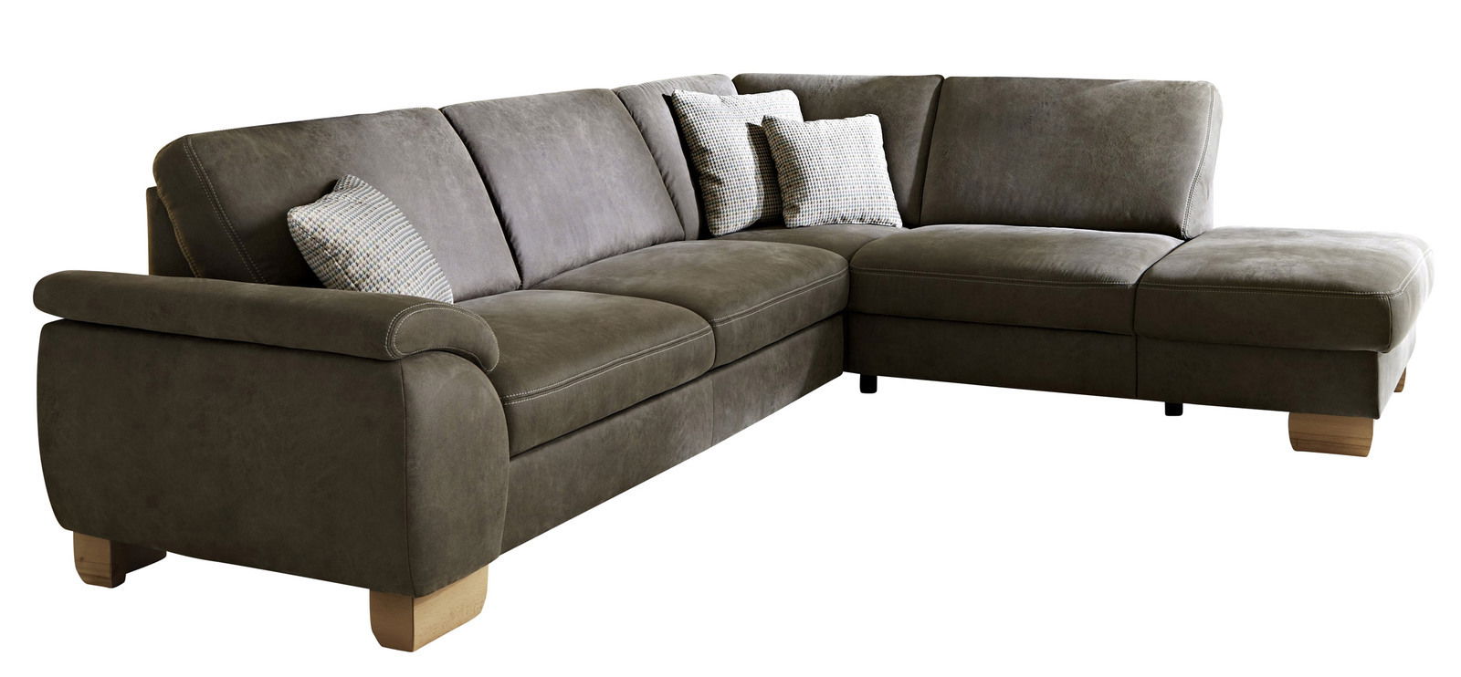 Beldomo Comfort Ecksofa FERRES Braune Polsterrundecke mit Holzfüßen und mehreren Kissen, Perspektive von vorne rechts