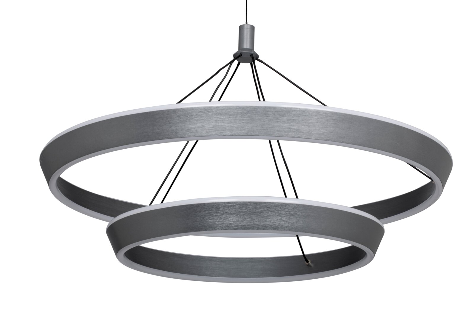 Moderne LED-Hängeleuchte mit zwei ringförmigen, silbernen Elementen, seitliche Perspektive