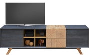Frontansicht eines modernen TV-Lowboards mit dunkler Oberfläche, offenen Regalfächern und dekorativen Holzelementen.