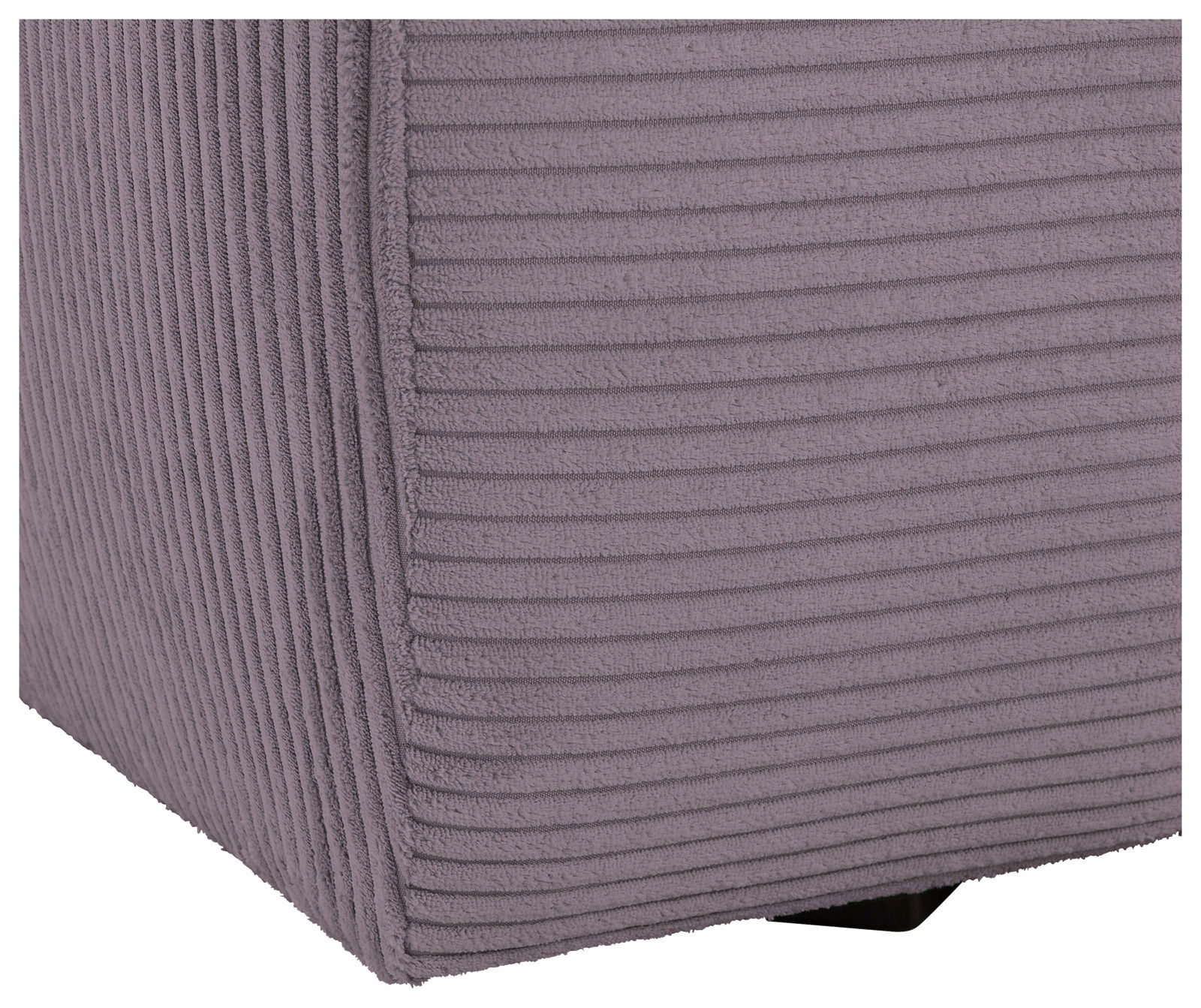 Z2 Big Sofa CASABLANCA Nahaufnahme einer Ecke eines Big-Sofas mit grauem, geripptem Stoffbezug.