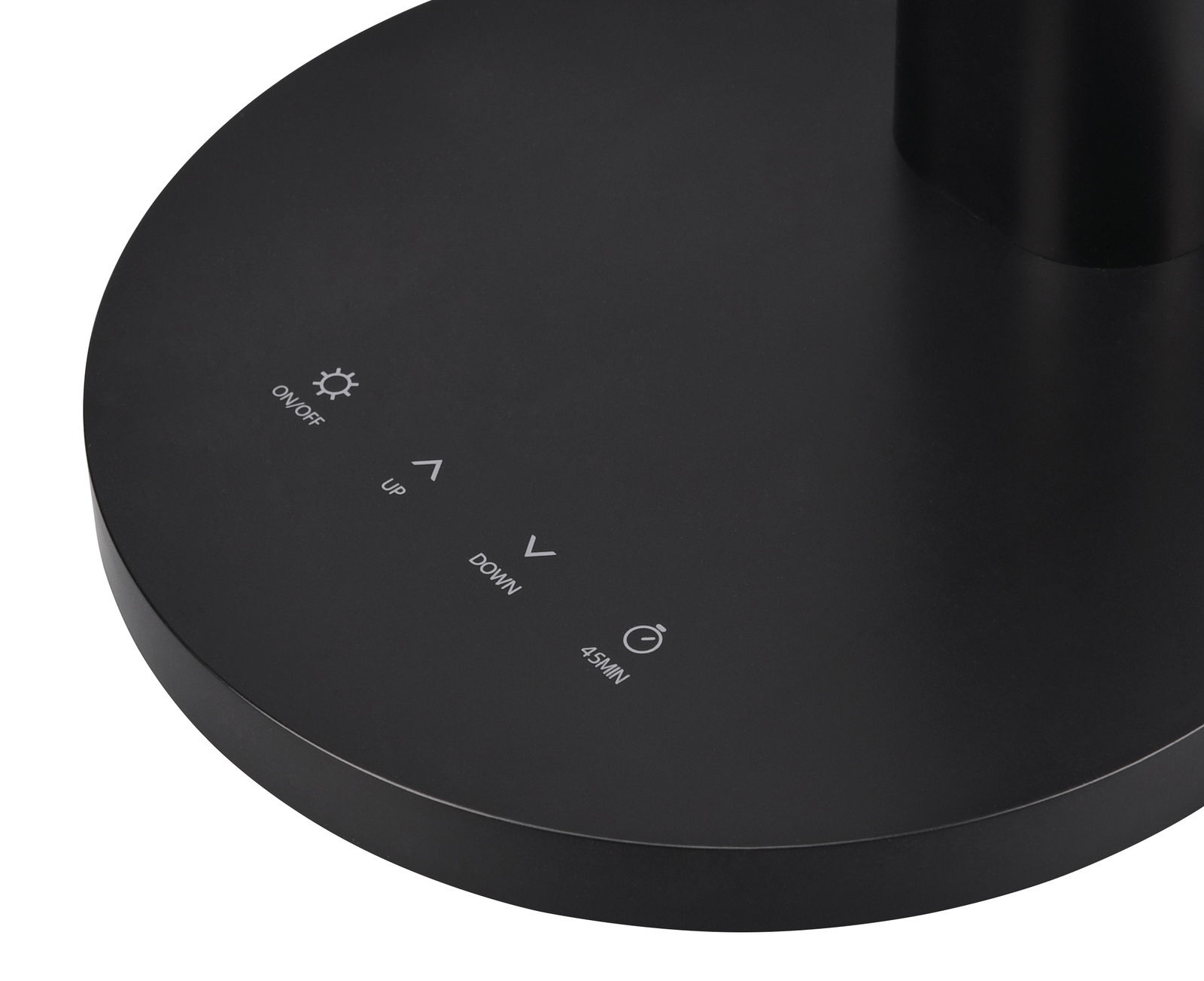 Nahaufnahme der schwarzen Basis einer Tischleuchte mit Touch-Bedienelementen für Ein/Aus, Helligkeit und Timer.
