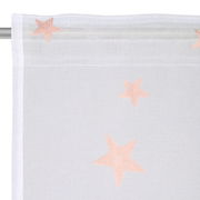 Weißer Fertigvorhang mit rosa Sternen, Nahaufnahme von oben