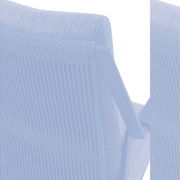 Rückansicht eines modernen Gartensessels mit geflochtener Rückenlehne und gepolstertem Sitz in dunklen Grautönen.