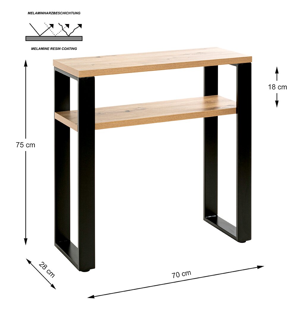 Schmaler Konsolentisch/Beistelltisch mit melaminharzbeschichteter Holzoptik-Platte und Ablage, schwarzem Metallgestell; Maße ca. 70 x 28 x 75 cm (Ablageabstand 18 cm), in schräger Frontansicht auf weißem Hintergrund.
