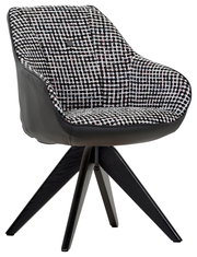 Moderner Armlehnstuhl mit schwarz-weißem Muster und schwarzem Leder, seitliche Perspektive