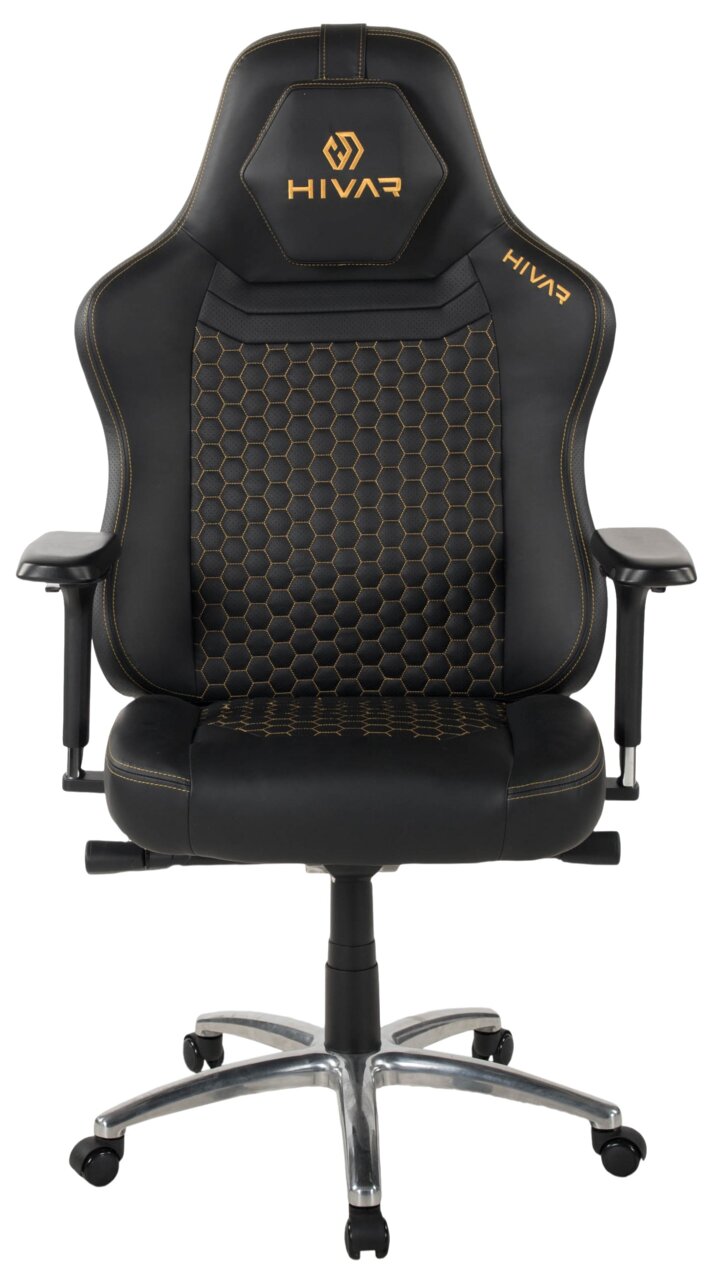 Frontansicht eines schwarzen Gaming-Stuhls mit gelben Nähten und einem hexagonalen Muster auf der Rückenlehne.