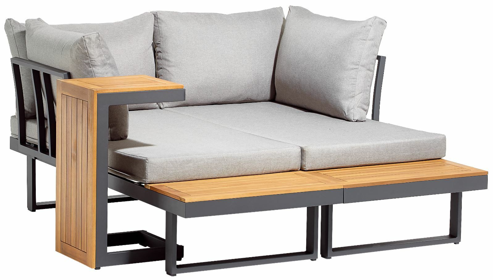 Gartenlounge mit grauen Kissen und Holzdetails, seitliche Perspektive