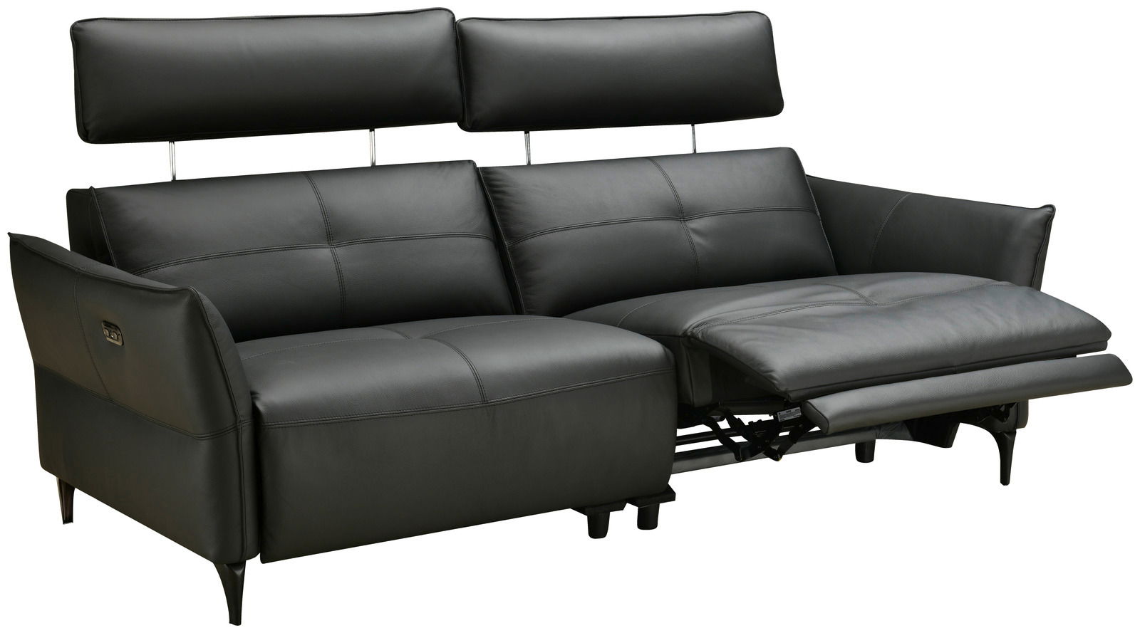 Schwarze Polstergarnitur mit verstellbaren Kopfstützen und ausgeklapptem Fußteil, seitliche Perspektive