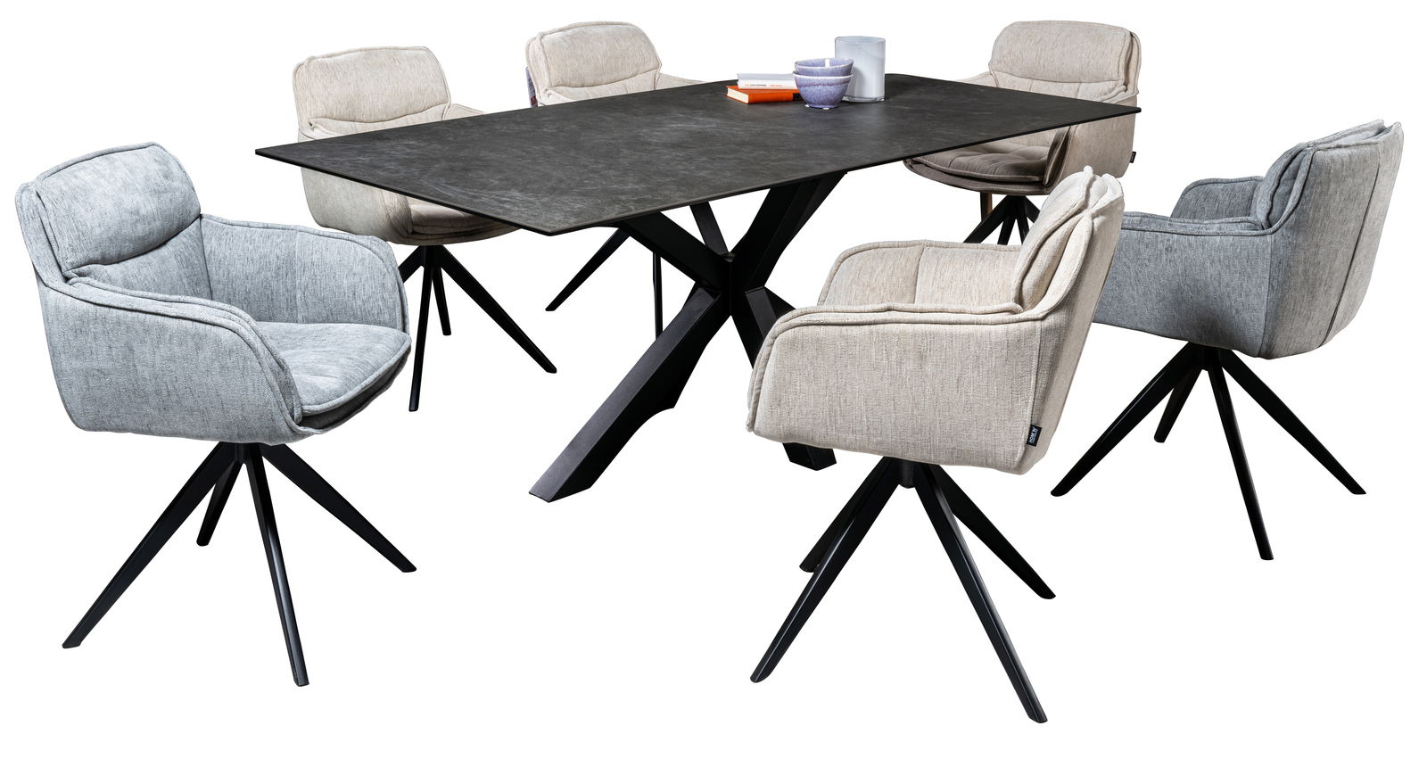 Moderner Esstisch mit schwarzer Tischplatte und sechs gepolsterten Stühlen in verschiedenen Grautönen, seitliche Perspektive.