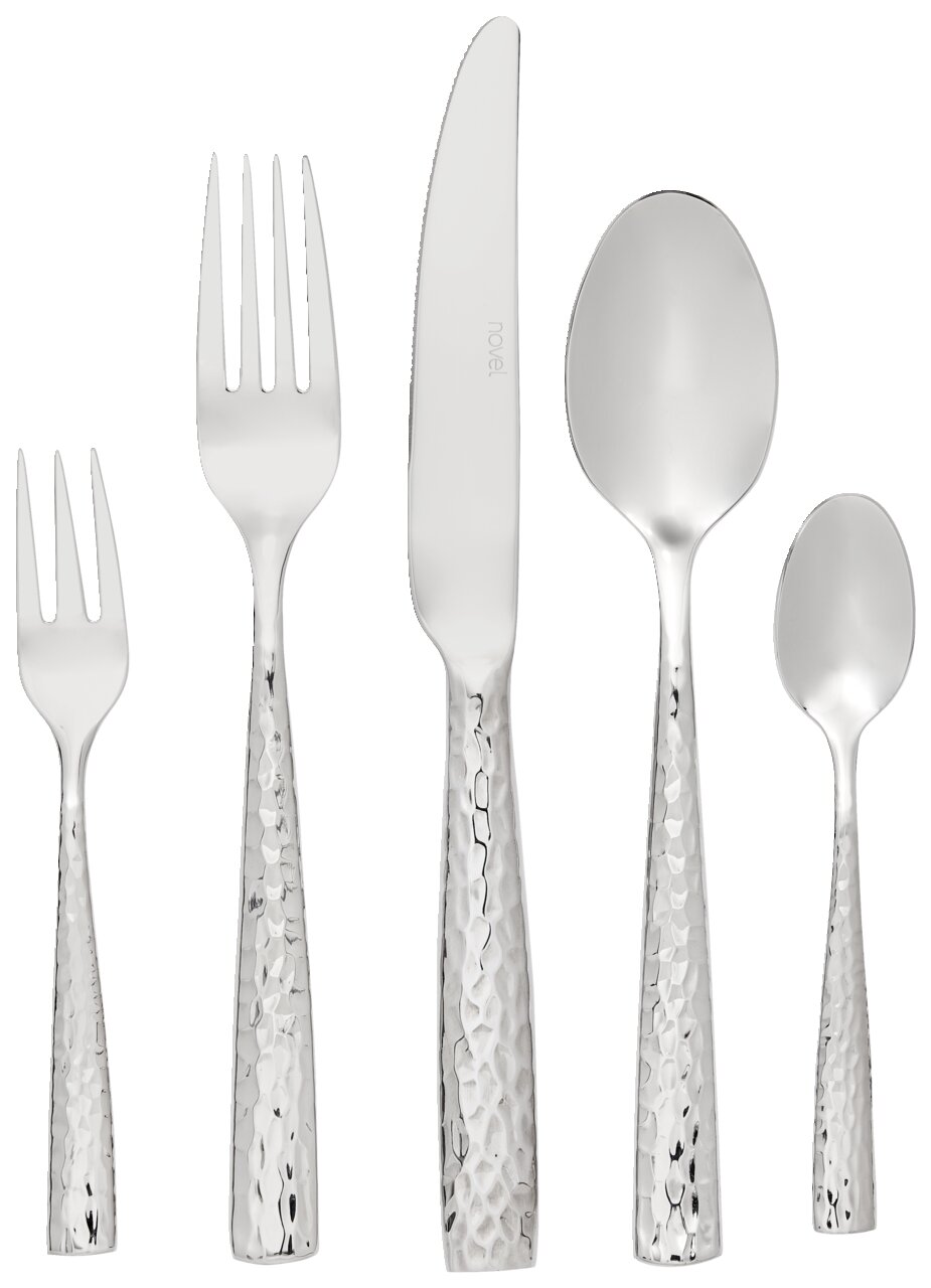 Besteckset mit gehämmertem Griffdesign, bestehend aus Gabel, Messer, Esslöffel, Teelöffel und Kuchengabel, frontal abgebildet.