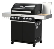 Schwarzer Gasgrill mit Deckelthermometer, sechs Drehreglern, seitlichen Ablagen und Unterschrank auf Rollen, in schräger Frontansicht von rechts