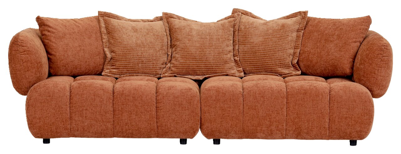 Großes, gemütliches Big-Sofa in braunem Stoff mit mehreren Kissen, Frontalansicht.