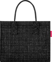 Schwarze Reisenthel Tragetasche/Shopper mit zwei Henkeln und strukturierter Weboptik, Frontalansicht vor weißem Hintergrund