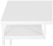 Moderner weißer Schreibtisch mit minimalistischem Design, Vorderansicht