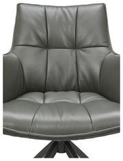 Vorderansicht eines modernen Sessels mit grauem Lederbezug und gepolsterter Sitzfläche.