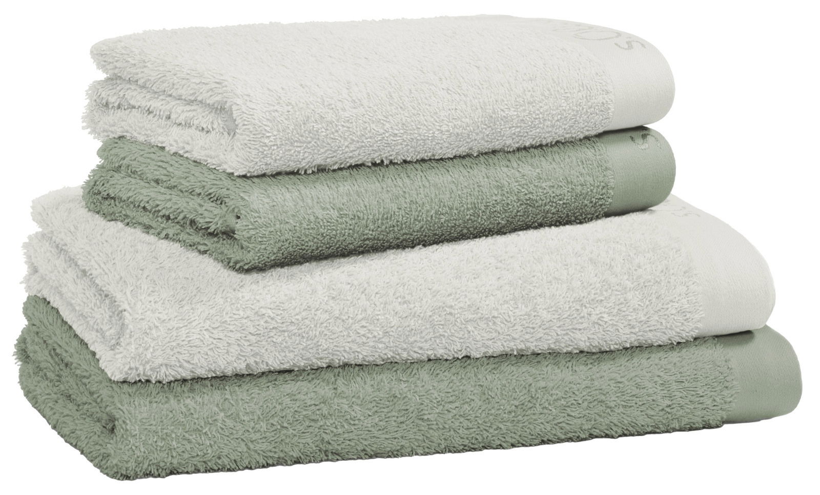 Ein Stapel aus vier Frottierhandtüchern in verschiedenen Grüntönen, seitliche Perspektive.
