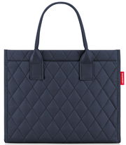 Vorderansicht einer dunkelblauen, gesteppten Einkaufstasche mit Rauten-Muster und zwei Griffen.