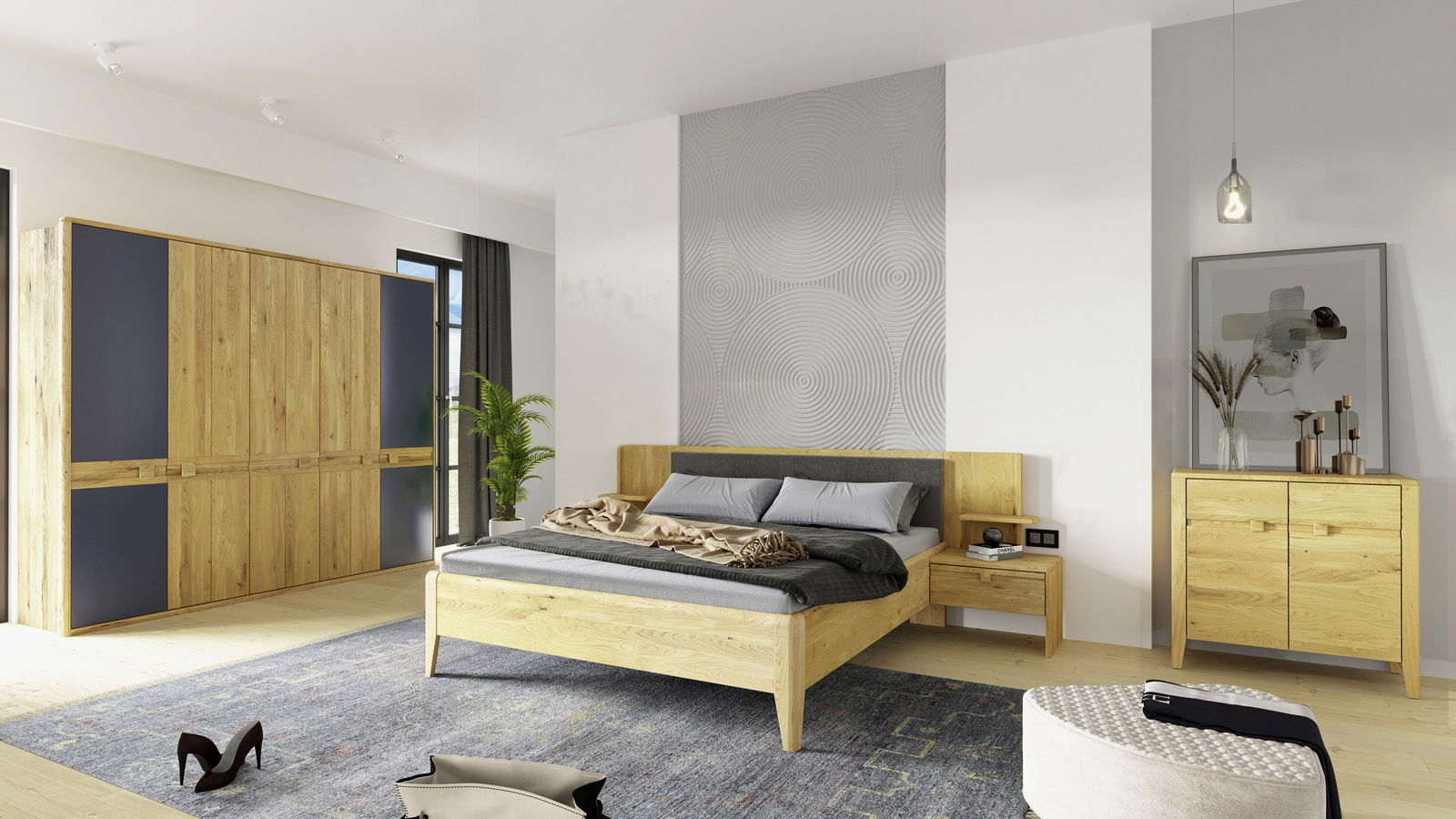 Modernes Schlafzimmer mit Bettanlage aus hellem Holz, grauem Kopfteil und integrierten Nachttischen, im Vordergrund aus der Perspektive von schräg vorne fotografiert.