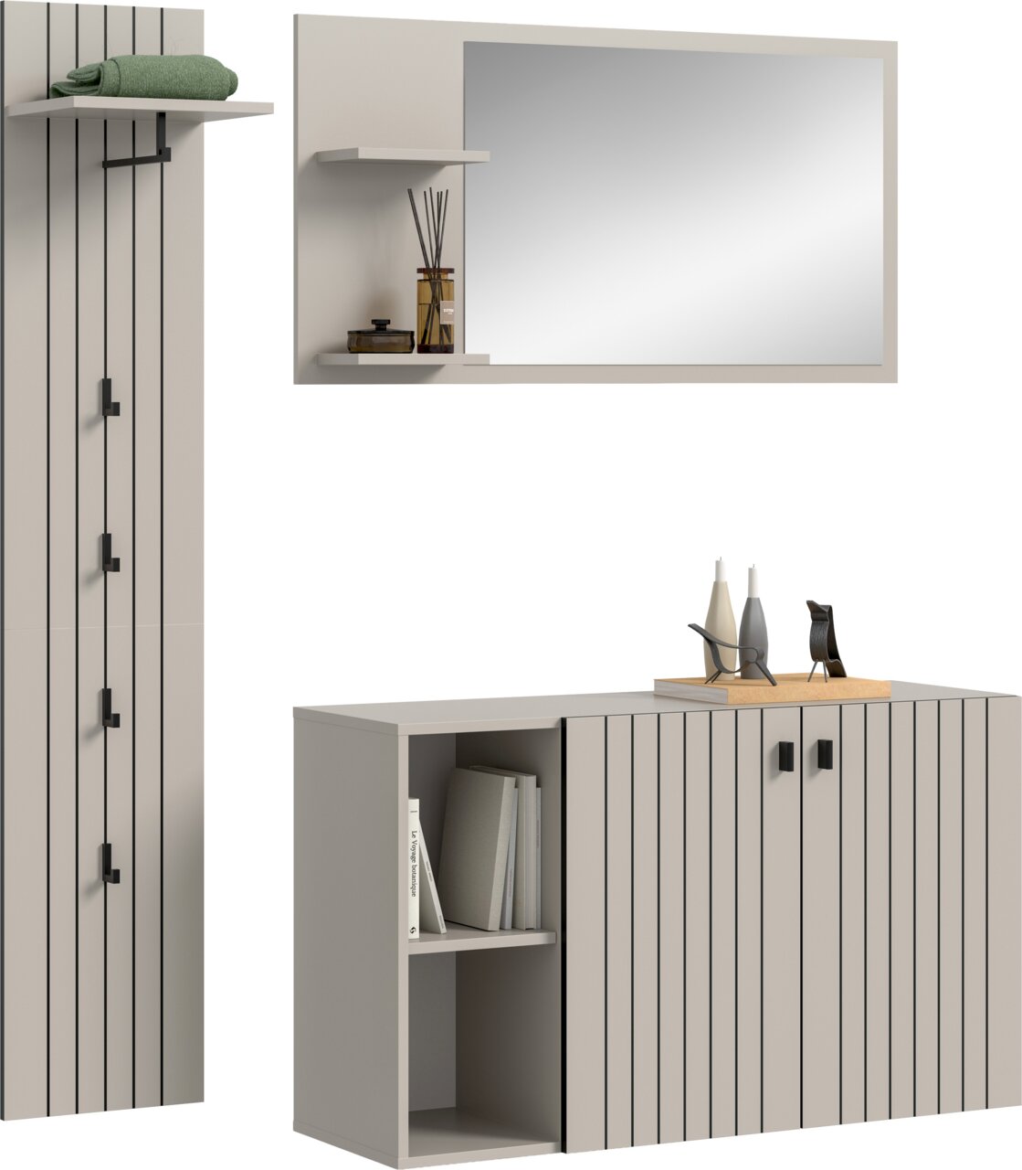 Modernes Badezimmermöbel-Set in Hellgrau mit schwarzen vertikalen Linien, bestehend aus Hochschrank, Sideboard mit Türen und offenem Regal sowie großem Wandspiegel mit Ablageflächen; Ansicht schräg von vorn.