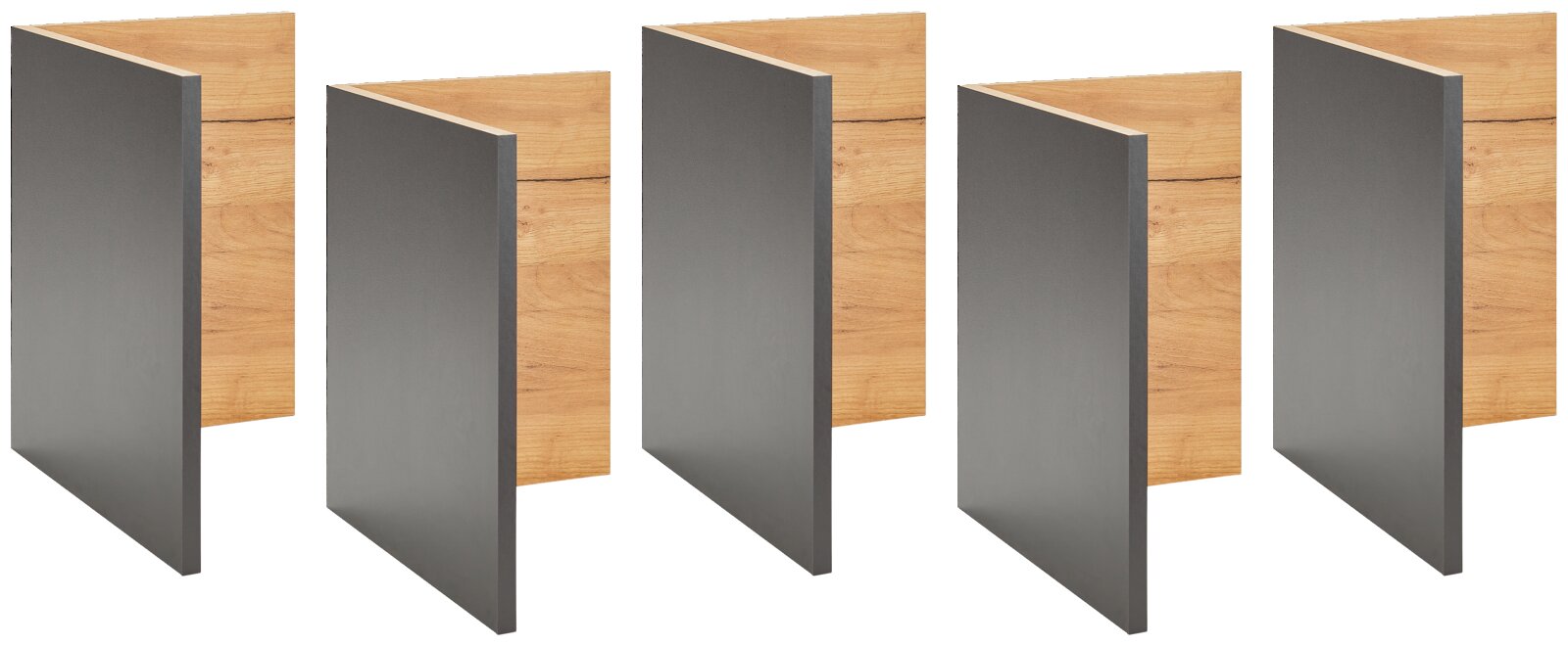 Fünf Facheinsätze aus Holz und Metall in einer diagonalen Perspektive.