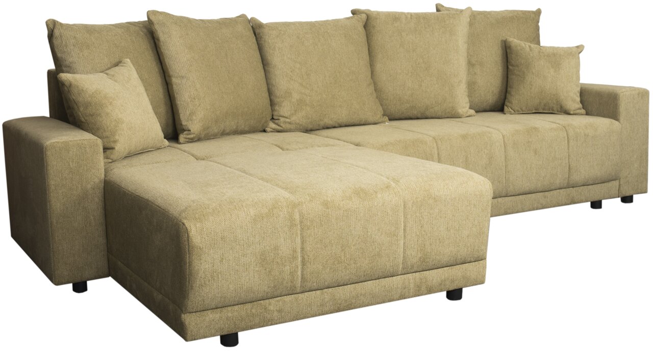 Beige hoekbank met verschillende kussens, gezien vanaf links vooraan