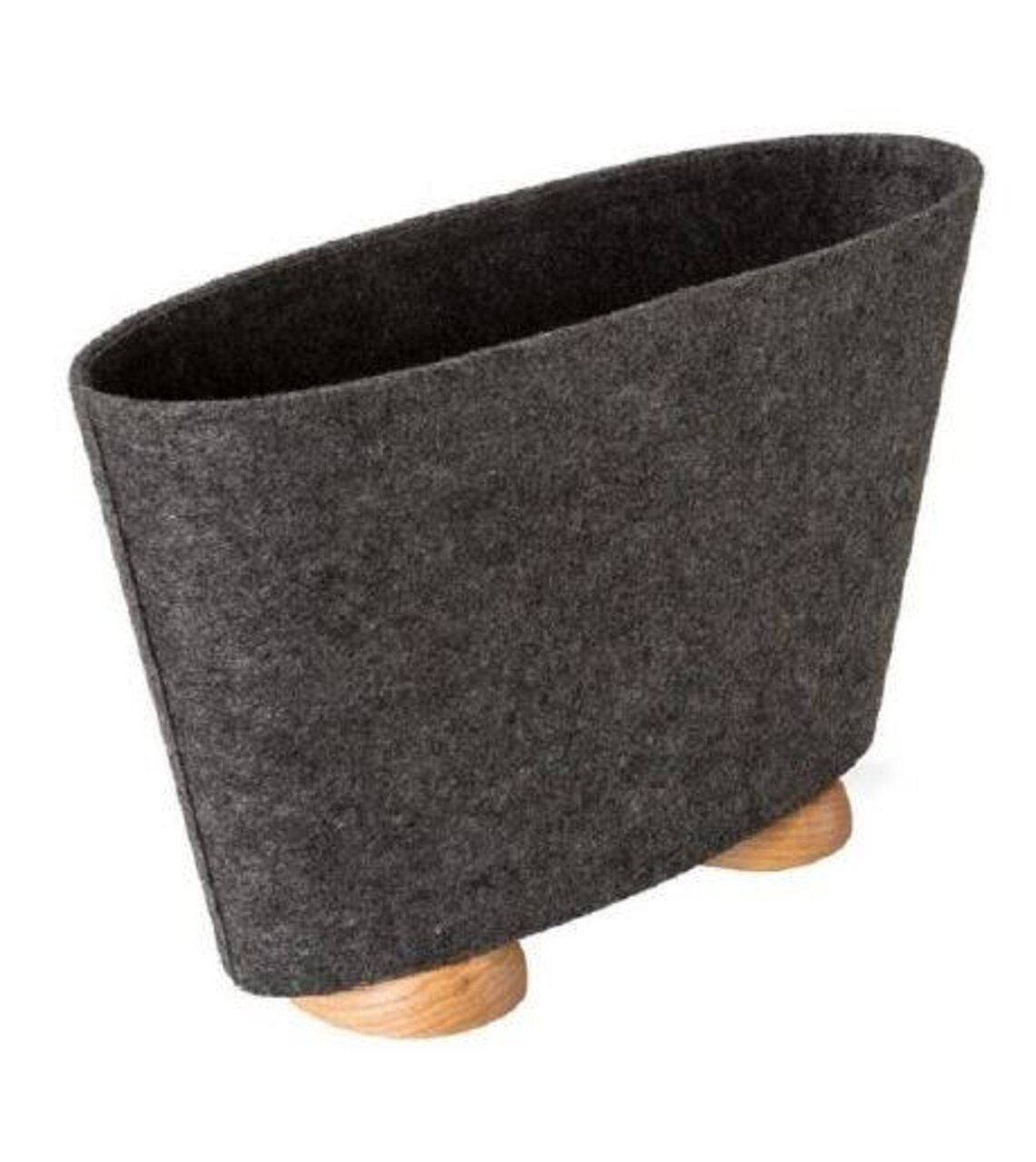 Moderner Zeitungsständer aus grauem Filz mit Holzfüßen, seitliche Perspektive