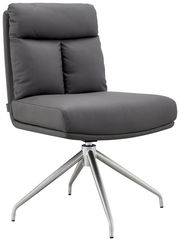 Moderner grauer Stuhl mit gepolsterter Rückenlehne und Sitzfläche, auf einem stabilen Metallgestell mit vier Beinen, seitliche Perspektive.