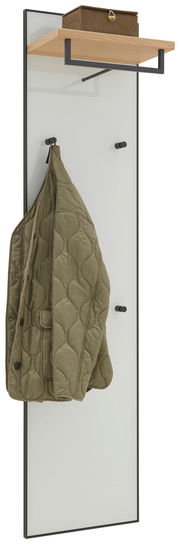 Garderobenpaneel mit Holzablage, Kleiderhaken und grünem Mantel, seitliche Perspektive