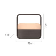 Frontansicht der Tischleuchte PURE Go mit quadratischem Design, 13 cm hoch und breit, 5 cm tief, in dunkler Farbe.