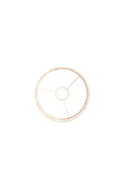 Draufsicht auf einen runden, hellen Lampenschirm mit drei Streben zur Befestigung.