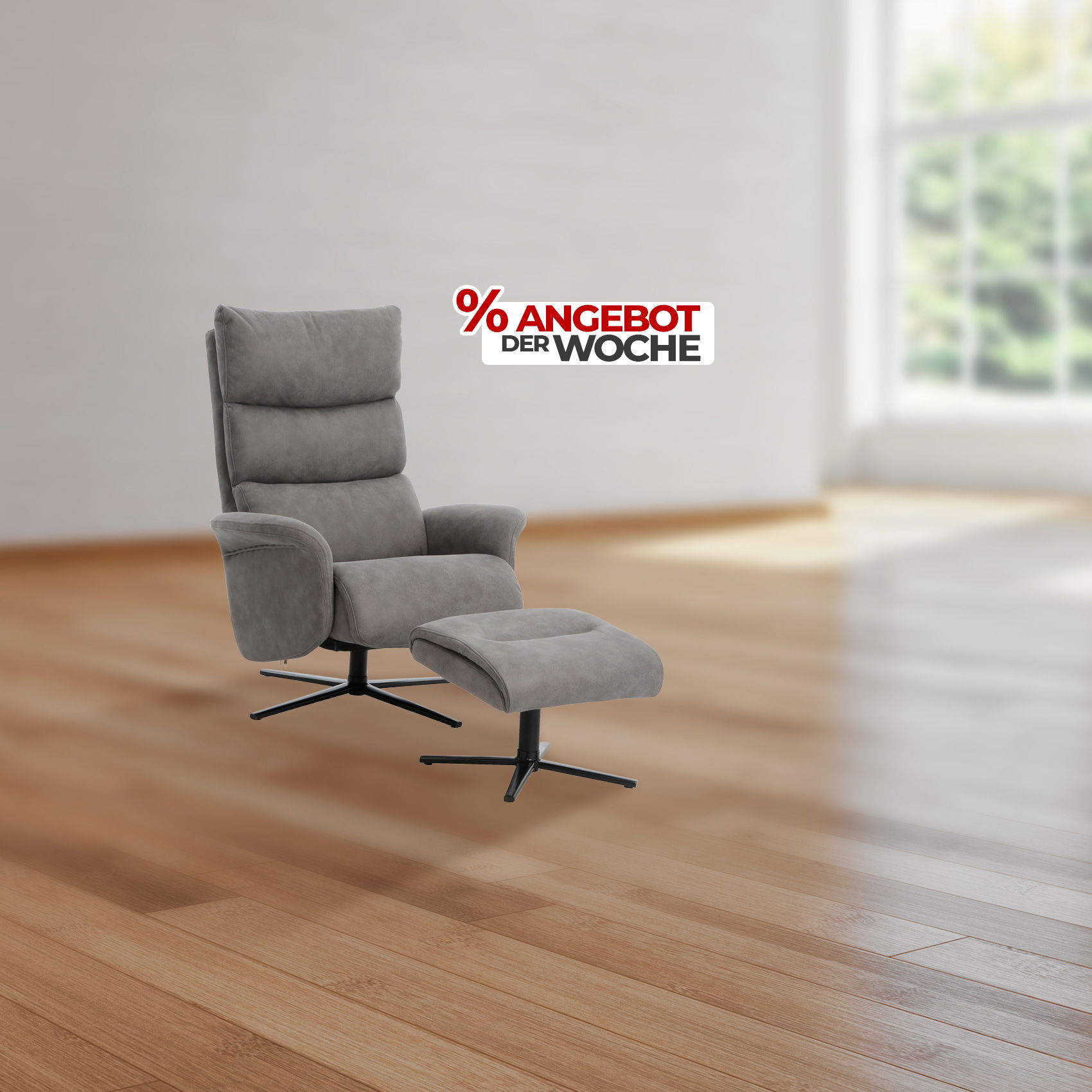 Grauer Relaxsessel mit gepolsterter Rückenlehne und passendem Fußhocker