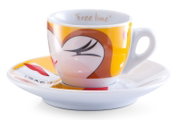 Espresso-Tasse mit Untertasse im Design 'Magic Eyes', seitliche Perspektive