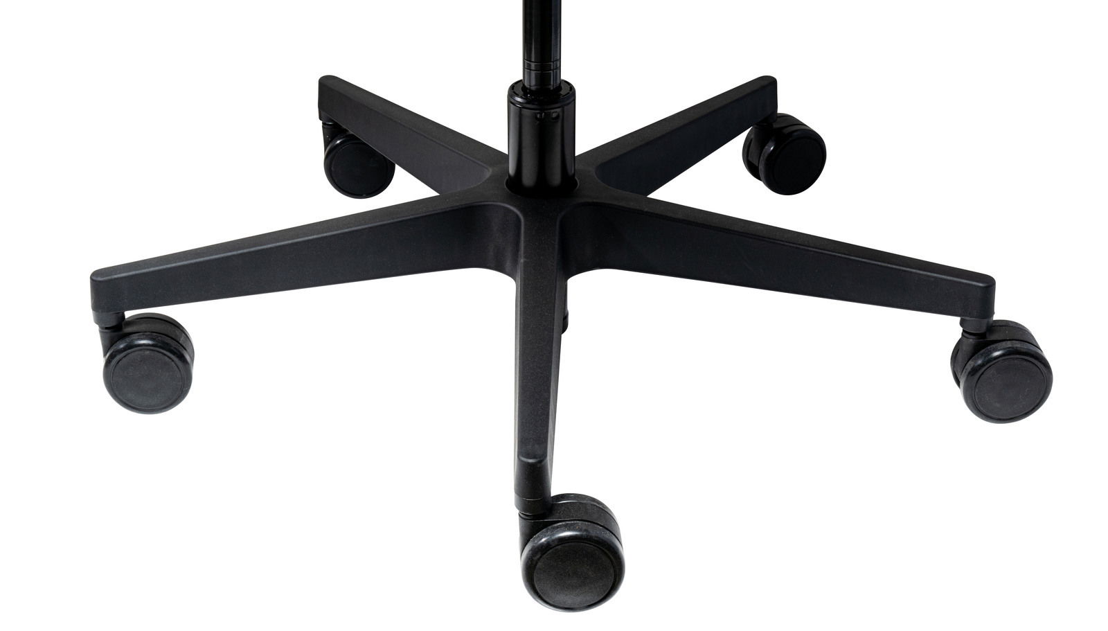 Nahaufnahme der Basis eines Bürostuhls mit fünf Rollen, von oben betrachtet.