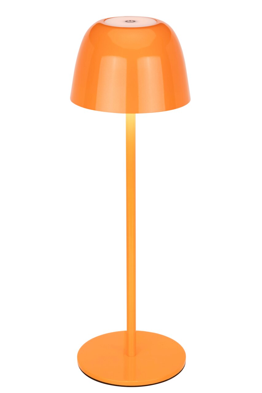 Orangefarbene Akku-Tischleuchte mit rundem Schirm und schlankem Standfuß, seitliche Perspektive