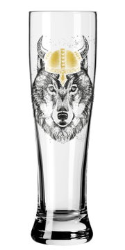 Transparant pilsbierglas met zwarte wolvenkop-illustratie en goudkleurige Vikinghelm, frontaal aanzicht.