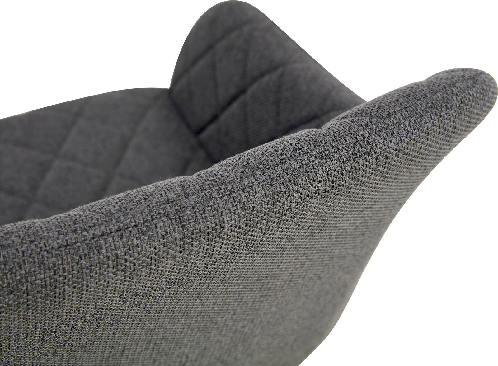 Nahaufnahme eines grauen, gepolsterten Stoffsessels mit strukturierter Armlehne und gestepptem Rückenpolster, seitliche Perspektive