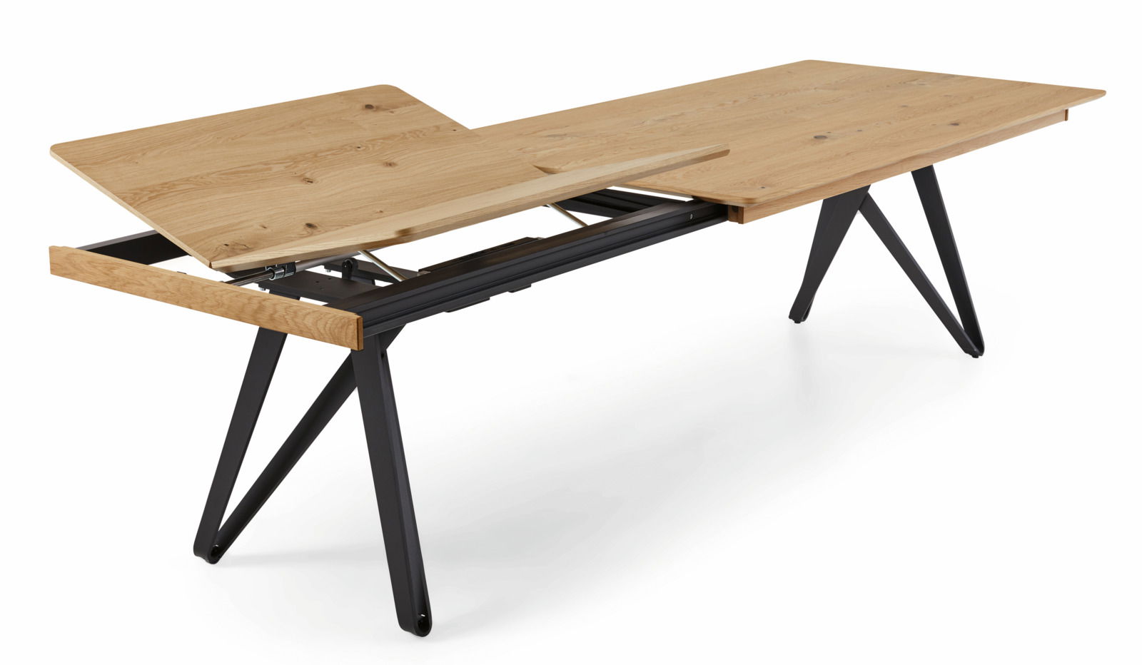 Moderner Esstisch mit ausziehbarer Holzplatte und schwarzen Metallbeinen, seitliche Perspektive.