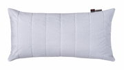 Gewatteerd kussen van 40 x 80 cm met een fijn patroon, vooraanzicht