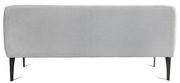 Rückansicht einer grauen Bank mit schwarzen Beinen, 237 cm breit.