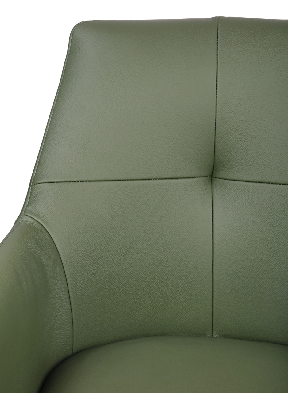 Novel Armlehnstuhl MEDUSA Nahaufnahme eines grünen Armlehnstuhls aus Leder, Vorderansicht