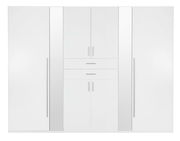 Weißer Drehtürenschrank mit sechs Türen und zwei Schubladen, frontal betrachtet.