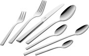 Elegantes, poliertes Besteckset King, 42-teilig, aus Edelstahl, in einer diagonalen Anordnung von oben betrachtet.