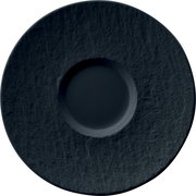 Draufsicht auf eine schwarze Cappuccinountertasse mit glatter Oberfläche.