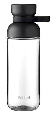 Trinkflasche Nordic Black mit schwarzem Deckel und Trageschlaufe, seitliche Perspektive