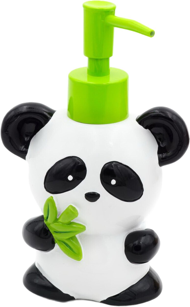 Panda-förmiger Seifenspender in Weiß-Schwarz mit grünem Pumpkopf und Bambusblatt, freigestellt vor weißem Hintergrund, Frontansicht