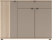 Modernes Sideboard in Holzoptik mit grauen Fronten, links vertikale Lamellenstruktur, mehrere Türen und Klappen mit schwarzen Griffen, Frontansicht