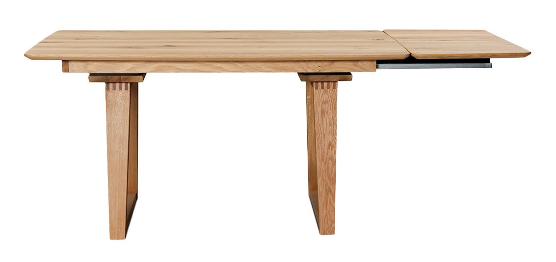 Esstisch aus Holz mit ausziehbarer Tischplatte, seitliche Perspektive