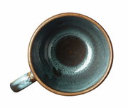 Ansicht von oben auf einen türkisfarbenen Kaffeebecher Lave mit 340ml Fassungsvermögen.