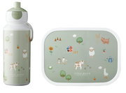 Lunchset Campus Little Farm mit Flasche und Brotdose, illustriert mit Bauernhofmotiven, aus der Vorderansicht.